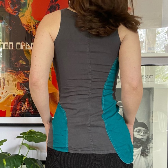 Funky top - Picture 2 of 4